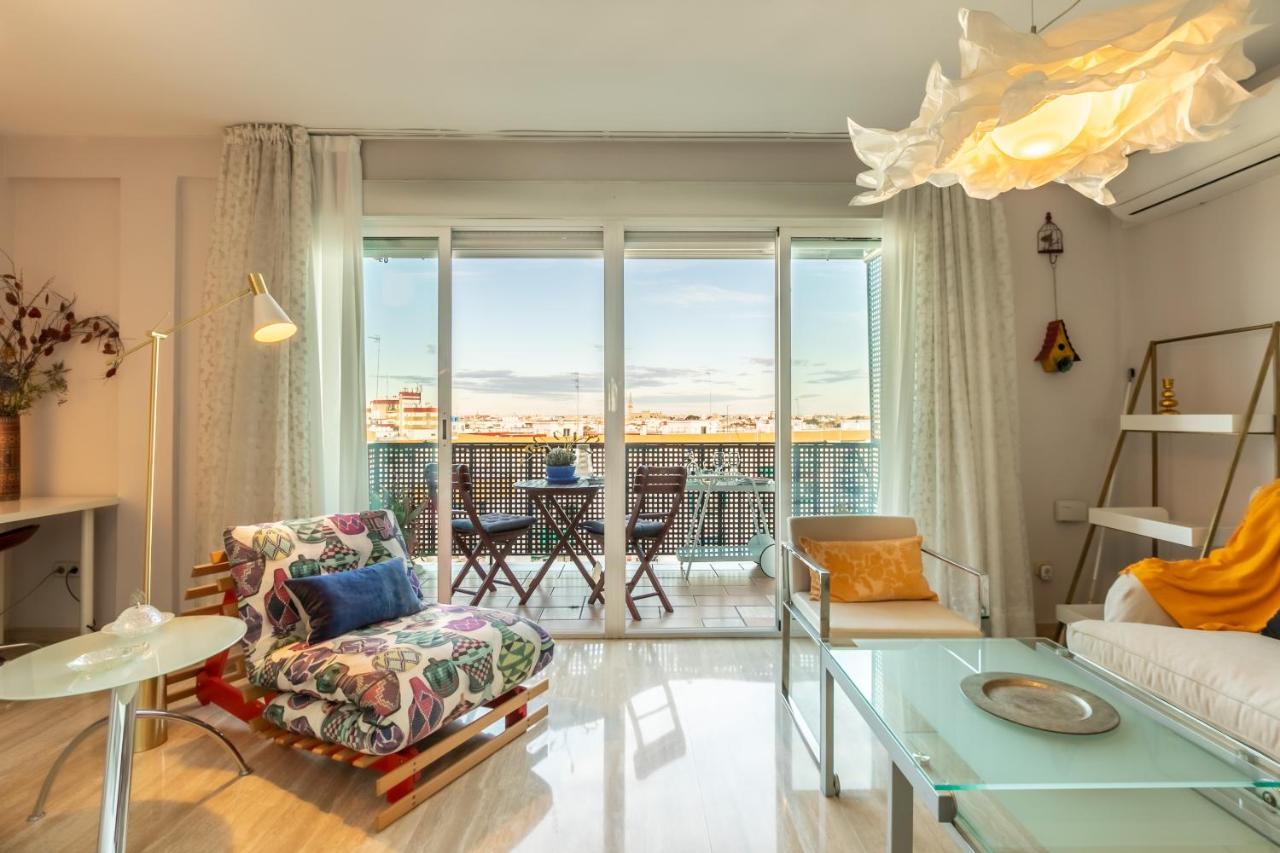Apartamento Desde El Cielo De Triana Daire Sevilla Dış mekan fotoğraf