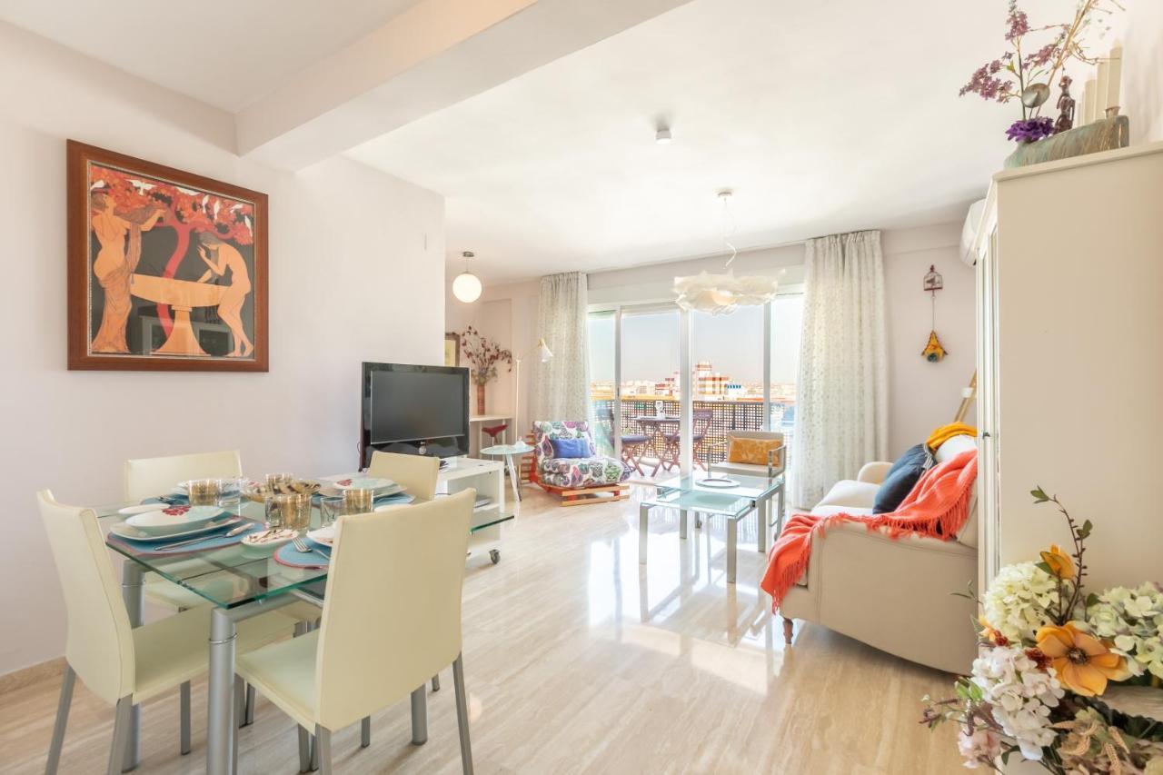 Apartamento Desde El Cielo De Triana Daire Sevilla Dış mekan fotoğraf