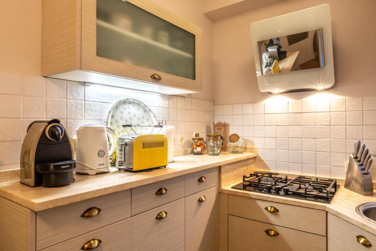Apartamento Desde El Cielo De Triana Daire Sevilla Dış mekan fotoğraf