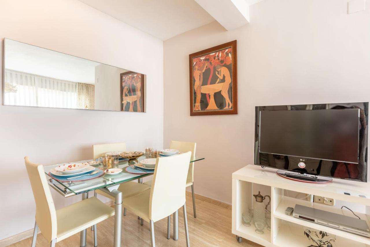 Apartamento Desde El Cielo De Triana Daire Sevilla Dış mekan fotoğraf